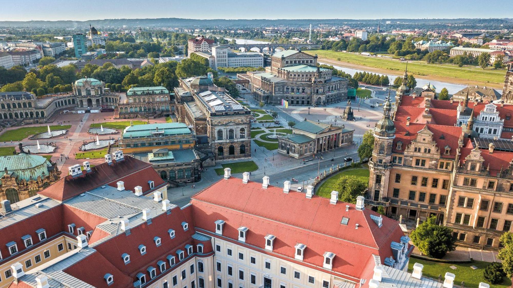 Hotel Taschenbergpalais Kempinski Dresden Buitenkant foto Aerial view of the square