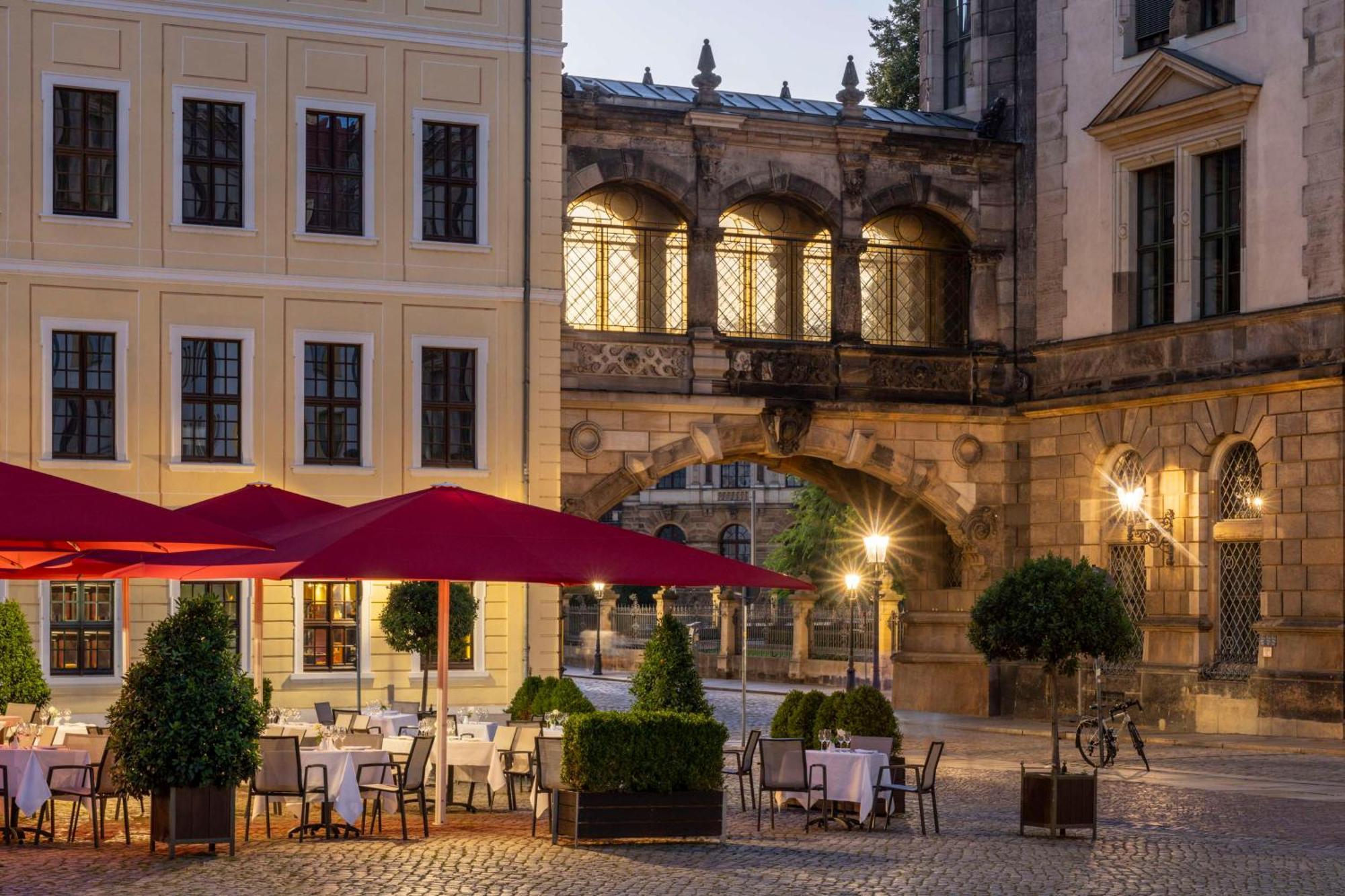 Hotel Taschenbergpalais Kempinski Dresden Buitenkant foto The restaurant in 2012